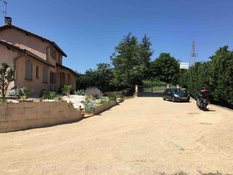 Appartement 55M2 En Beaujolais & Enedis A 15 Min Saint-Germain-Nuelles Екстер'єр фото